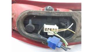 PILOTO TRASERO IZQUIERDO FIAT PUNTO (1999-2012) 1.9 DS 60 (188.031, .051, .231, .251) 60CV 1910CC - L.7811825 / 0046523770