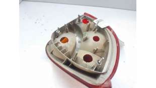 PILOTO TRASERO IZQUIERDO FORD FIESTA FURGÓN (1998-2002) D 1.8 60CV 1753CC - L.7828411 / 1044156 2