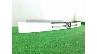 REJILLA DELANTERA PEUGEOT BOXER AUTOBÚS (1994-2002) - L.7836809 / 1304863080 2