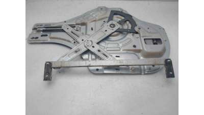 ELEVALUNAS DELANTERO IZQUIERDO HYUNDAI TUCSON (2004-2010) 2.0 CRDI 113CV 1991CC - L.7848341 / 824702E010