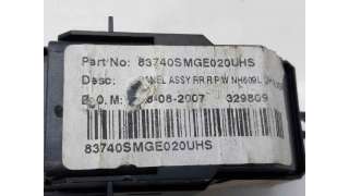MANDO ELEVALUNAS TRASERO DERECHO HONDA CIVIC VIII HATCHBACK (2005-) 2.2 CTDI (FK3) 140CV 2204CC - L.7866262 / 35770SMGE02