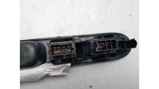 MANDO ELEVALUNAS DELANTERO IZQUIERDO PEUGEOT 307 (2000-2007) 2.0 HDI 90 90CV 1997CC - L.7869913 / 6554E4
