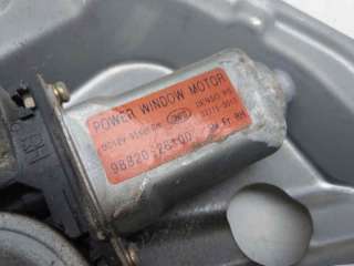 ELEVALUNAS DELANTERO DERECHO HYUNDAI SANTA FÉ I (2001-2006) 2.0 CRDI 4X4 113CV 1991CC - L.7875192 / 8240626000