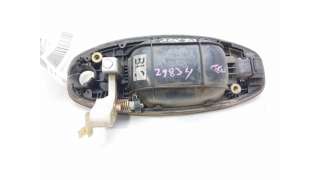 MANETA EXTERIOR DELANTERA DERECHA HYUNDAI SANTA FÉ I (2001-2006) 2.0 CRDI 4X4 113CV 1991CC - L.7875236 / 8266026000