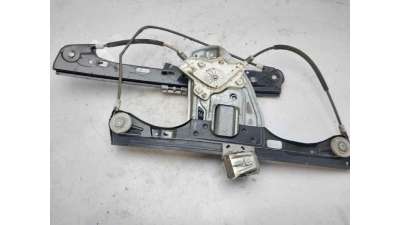ELEVALUNAS DELANTERO IZQUIERDO MERCEDES-BENZ CLASE C (2003-2007) C 220 CDI (203.008) 150CV 2148CC - L.7918545 / 2037203146