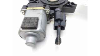 MOTOR ELEVALUNAS TRASERO DERECHO HYUNDAI TUCSON (2015-) 1.7 CRDI 116CV 1685CC - L.7927595 / 83460D7000