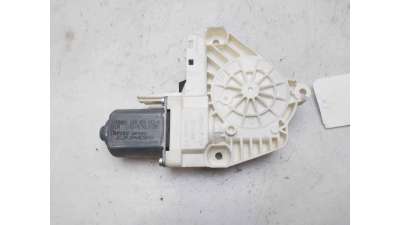 MOTOR ELEVALUNAS TRASERO DERECHO AUDI A4 (2007-2015) - L.7940180 / 8K0959812A