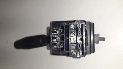MANDO INTERMITENTES PEUGEOT 106  - M.440152 / 96049666