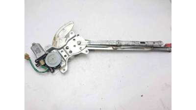 ELEVALUNAS DELANTERO DERECHO TOYOTA HIACE IV AUTOBÚS (1995-2012) - L.7957696 / 8571028030