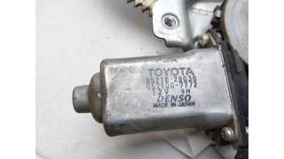 ELEVALUNAS DELANTERO DERECHO TOYOTA HIACE IV AUTOBÚS (1995-2012) - L.7957696 / 8571028030