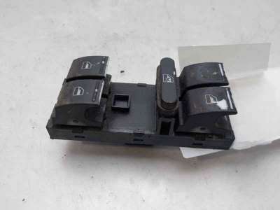 MANDO ELEVALUNAS DELANTERO IZQUIERDO VOLKSWAGEN JETTA III (2005-2010) 1.9 TDI 105CV 1896CC - L.7976634 / 1K4959857
