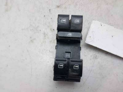 MANDO ELEVALUNAS DELANTERO IZQUIERDO VOLKSWAGEN GOLF VI VARIANT (2009-2014) - L.7976877 / 1K4959857B