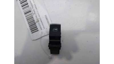 MANDO ELEVALUNAS TRASERO IZQUIERDO VOLKSWAGEN GOLF VI VARIANT (2009-2014) - L.7976879 / 5K0959855