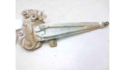 ELEVALUNAS TRASERO DERECHO TOYOTA RAV 4 II (2001-2005) 2.0 D 4WD (CLA20, CLA21) 116CV 1995CC - L.7984579 / 6983042030