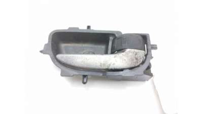 MANETA INTERIOR DELANTERA DERECHA TOYOTA AURIS (2012-2018) 1.8 HYBRID (ZWE186) 99CV 1798CC - L.7986063 / 692050D271