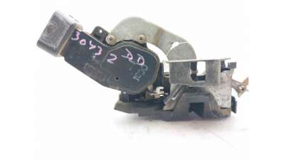 CERRADURA PUERTA DELANTERA DERECHA TOYOTA COROLLA LIFTBACK (1999-2002) 1.4 (ZZE111) 97CV 1398CC - L.7994580 / 6931012550