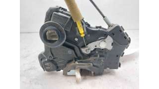 CERRADURA PUERTA DELANTERA IZQUIERDA TOYOTA COROLLA SEDÁN (2006-) - L.8003493 / 6904042241
