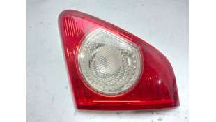 PILOTO TRASERO DERECHO INTERIOR TOYOTA COROLLA SEDÁN (2006-) - L.8003606 / 8158112110