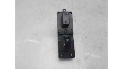 MANDO ELEVALUNAS DELANTERO DERECHO HYUNDAI SONATA V (2006-2010) 2.0 CRDI 140CV 1991CC - L.8003917 / 935753K010QS