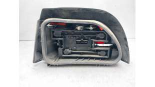 PILOTO TRASERO DERECHO RENAULT CLIO I (1991-1998) 1.9 D (B/C/S576, B/C/S57L) 64CV 1870CC - L.8005657 / 7700827552 2