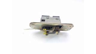 CERRADURA MALETERO / PORTON VOLVO V40 RANCHERA FAMILIAR (2000-2004) 1.9 DI 115CV 1870CC - L.8006405 / 30802821