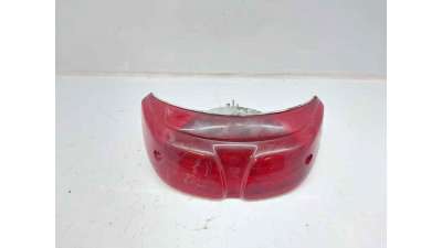 PILOTO TRASERO CENTRAL PEUGEOT PARTNER CAJA/CHASIS (1997-2008) - L.8014651 / E350R0052690