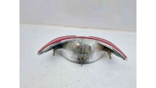 PILOTO TRASERO CENTRAL PEUGEOT PARTNER CAJA/CHASIS (1997-2008) - L.8014651 / E350R0052690