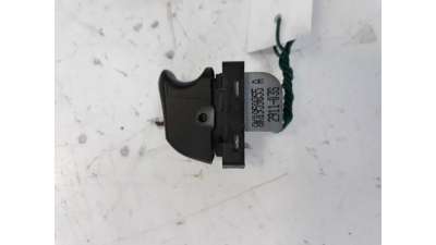 MANDO ELEVALUNAS TRASERO IZQUIERDO AUDI A4 AVANT  - M.539374 / 8K0959855A