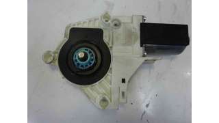 MOTOR ELEVALUNAS DELANTERO IZQUIERDO AUDI A4 AVANT  - M.539487 / 8T0959801A