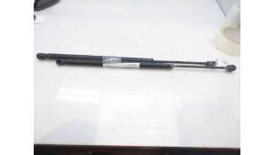 AMORTIGUADORES MALETERO / PORTON TOYOTA COROLLA VERSO (2005-2009) 2.2 D-4D (AUR10) 136CV 2231CC - L.8017032 / 689500F011 2