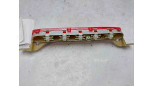 LUZ CENTRAL DE FRENO TOYOTA COROLLA VERSO (2005-2009) 2.2 D-4D (AUR10) 136CV 2231CC - L.8017439 / 815700F011 2
