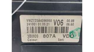 CUADRO INSTRUMENTOS VOLKSWAGEN PASSAT (2000-2005) 1.9 TDI 101CV 1896CC - L.8018896 / 3B0920807A