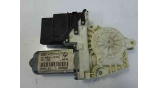 MOTOR ELEVALUNAS TRASERO DERECHO VOLKSWAGEN GOLF IV BERLINA  - M.542029 / 1J4959812C