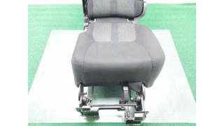 ASIENTOS TRASERO IZQUIERDO LAND ROVER DISCOVERY IV (2009-2018) - L.8025333 / HTG500052
