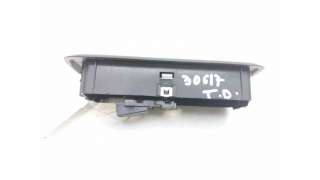 MANDO ELEVALUNAS TRASERO DERECHO LAND ROVER DISCOVERY IV (2009-2018) - L.8025446 / LR086039