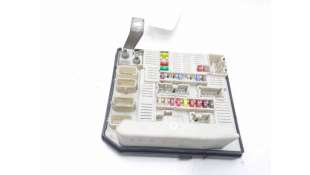 CAJA RELES / FUSIBLES RENAULT MEGANE II (2005-2009) 1.9 DCI 131CV 1870CC - L.8027444 / 8200481866