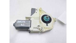 MOTOR ELEVALUNAS DELANTERO IZQUIERDO LAND ROVER DISCOVERY IV (2009-2018) 2.7 TD 4X4 190CV 2720CC - L.8030096 / CUR000151