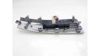 MANDO ELEVALUNAS DELANTERO DERECHO HYUNDAI SANTA FÉ II (2006-2009) 2.2 CRDI 4X4 155CV 2188CC - L.8032294 / 3715101110