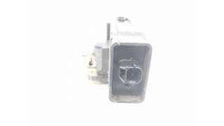 CERRADURA PUERTA TRASERA DERECHA MITSUBISHI CARISMA (1996-2000) 1.9 TD (DA4A) 90CV 1870CC - L.8032473 / MR914402