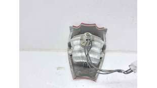 PILOTO TRASERO CENTRAL PIAGGIO MOTORCYCLES FLY - L.8034109 / 12VP215W 2