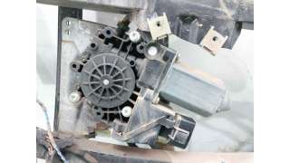 ELEVALUNAS DELANTERO DERECHO AUDI A4 (1995-2000) 1.9 TDI 90CV 1896CC - L.8048554 / 8D0837754