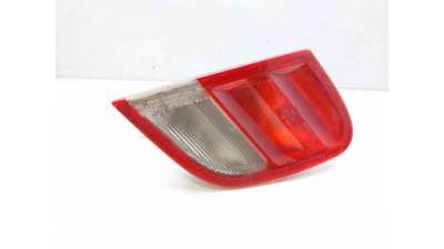 PILOTO TRASERO DERECHO INTERIOR MERCEDES-BENZ CLK (1997-2002) 200 (208.335) 136CV 1998CC - L.8049026 / A2088200664