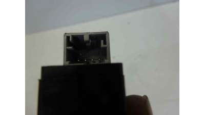 INTERRUPTOR VOLKSWAGEN POLO  - M.582185 / 6Q1962125
