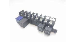 CAJA RELES / FUSIBLES AUDI A6 (1994-1997) 2.5 TDI 140CV 2461CC - L.8051236 / 4A0941822