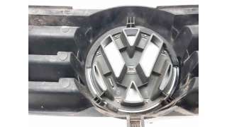 REJILLA DELANTERA VOLKSWAGEN POLO (1994-1999) 64 1.9 D 64CV 1896CC - L.8051782 / 6N0853651F