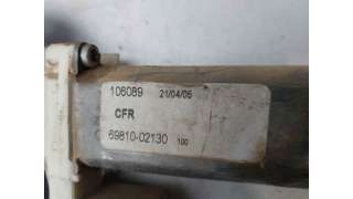 ELEVALUNAS DELANTERO DERECHO TOYOTA COROLLA (2002-2006) 2.0 D-4D (CDE120) 90CV 1995CC - L.8063672 / 6981002120