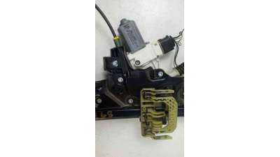 ELEVALUNAS DELANTERO IZQUIERDO BMW SERIE 5 LIM.  - M.605561 / 51337182131