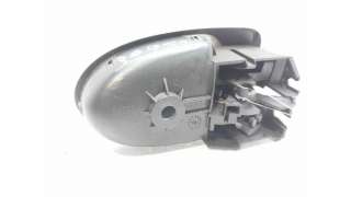 MANETA INTERIOR TRASERA IZQUIERDA TOYOTA YARIS (2005-2010) 1.3 VVT-I (SCP90) 87CV 1298CC - L.8077209 / 692060D90
