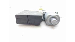 MOTOR ELEVALUNAS DELANTERO IZQUIERDO VOLKSWAGEN JETTA IV (2008-) - L.8080927 / 3C0959793C