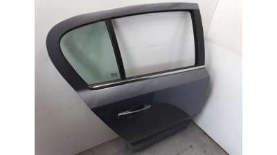 PUERTA TRASERA DERECHA OPEL ASTRA H BERLINA  - M.621873 / 94710107